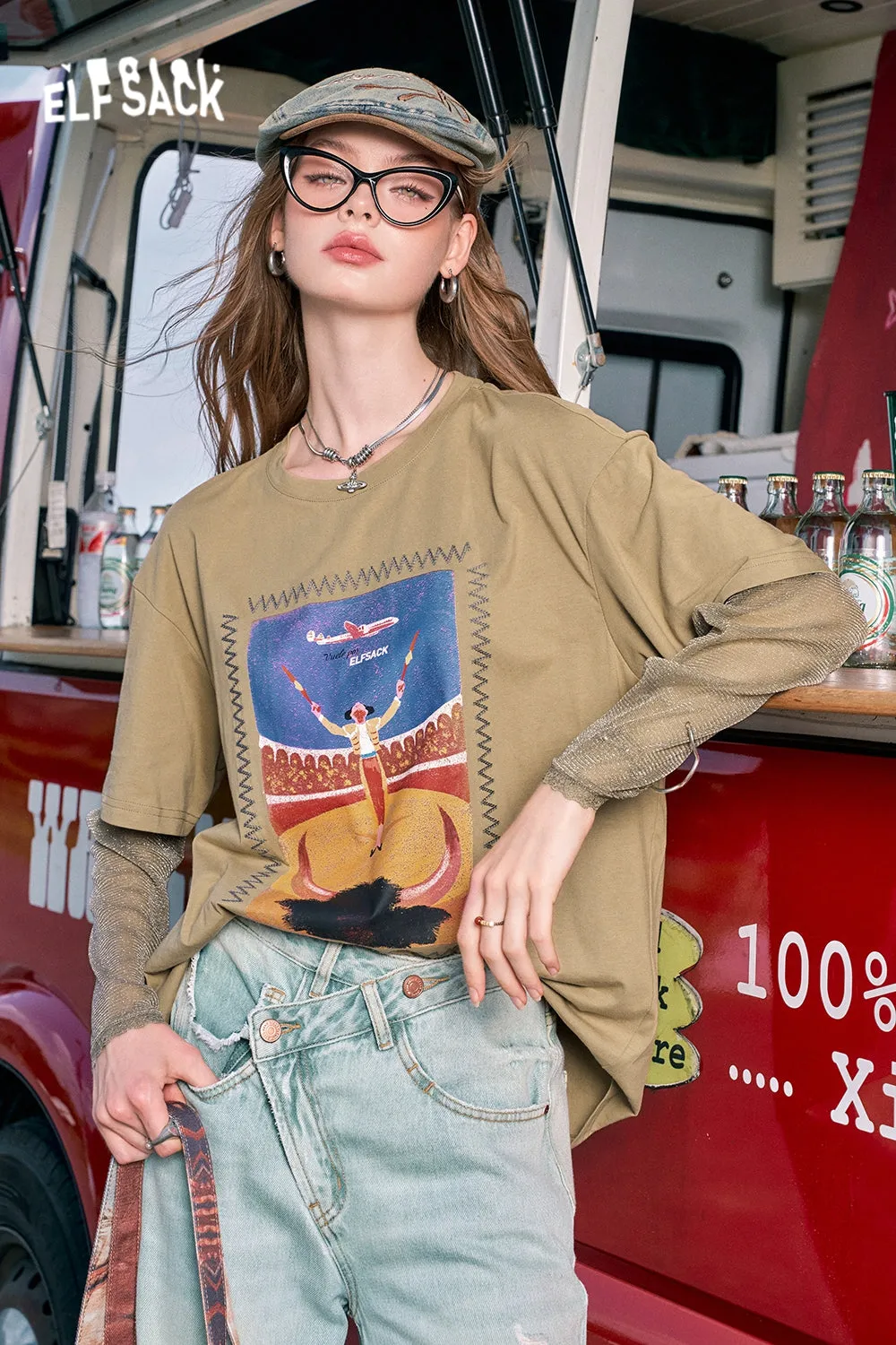 2024 Summer ELFSACK New Arrivals Coffee color loose bullfighting print shiny elastic mesh long sleeve American style T-shirt for women