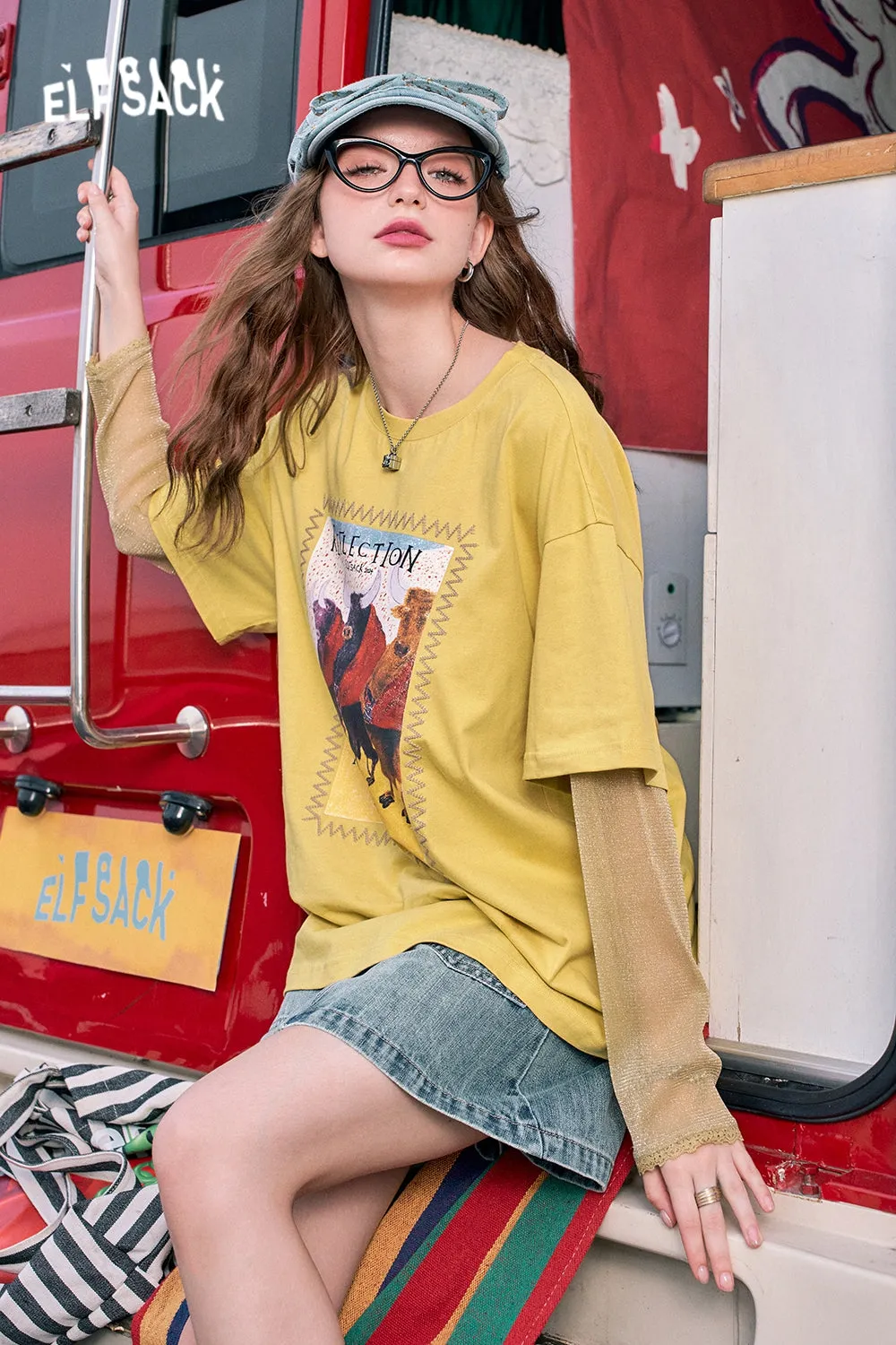 2024 Summer ELFSACK New Arrivals Coffee color loose bullfighting print shiny elastic mesh long sleeve American style T-shirt for women