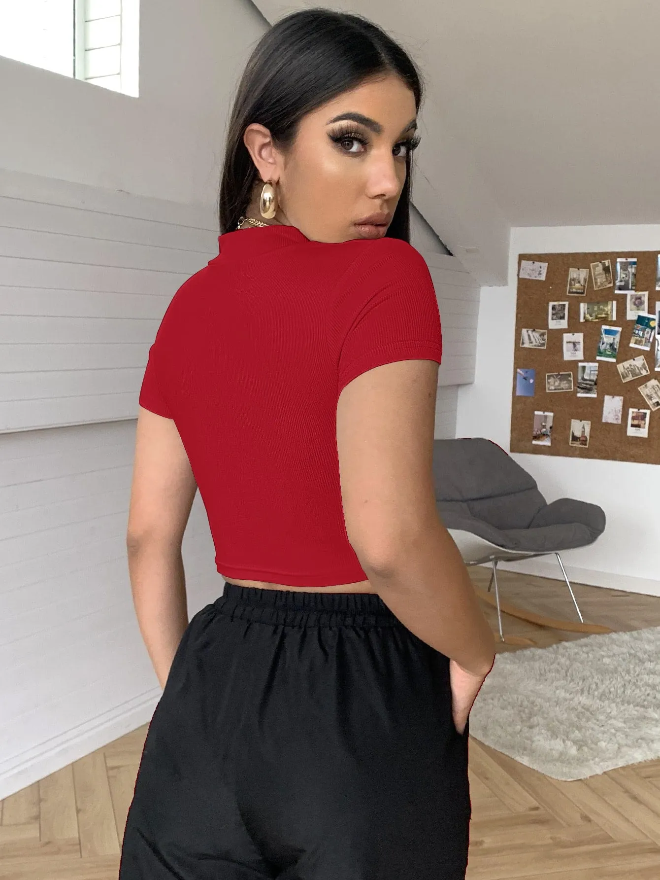 Cut Out Front Crop Tee