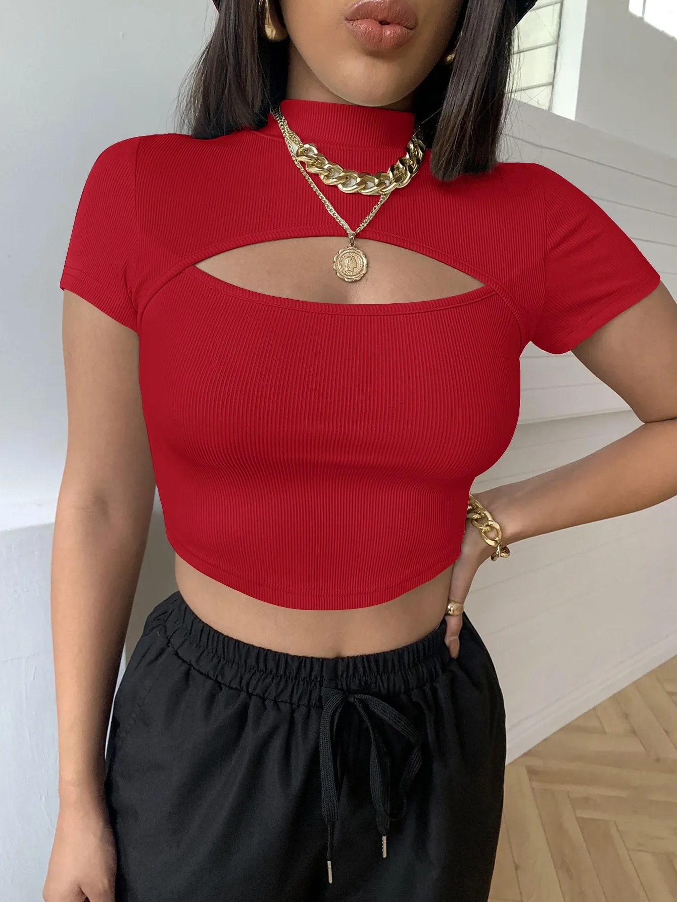 Cut Out Front Crop Tee