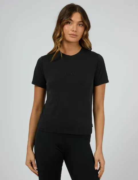 LUXE ACTIVE TEE
