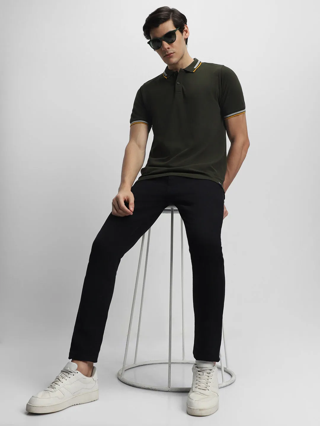 Men's Spread Collar Regular Fit Solid Olive T-shirt