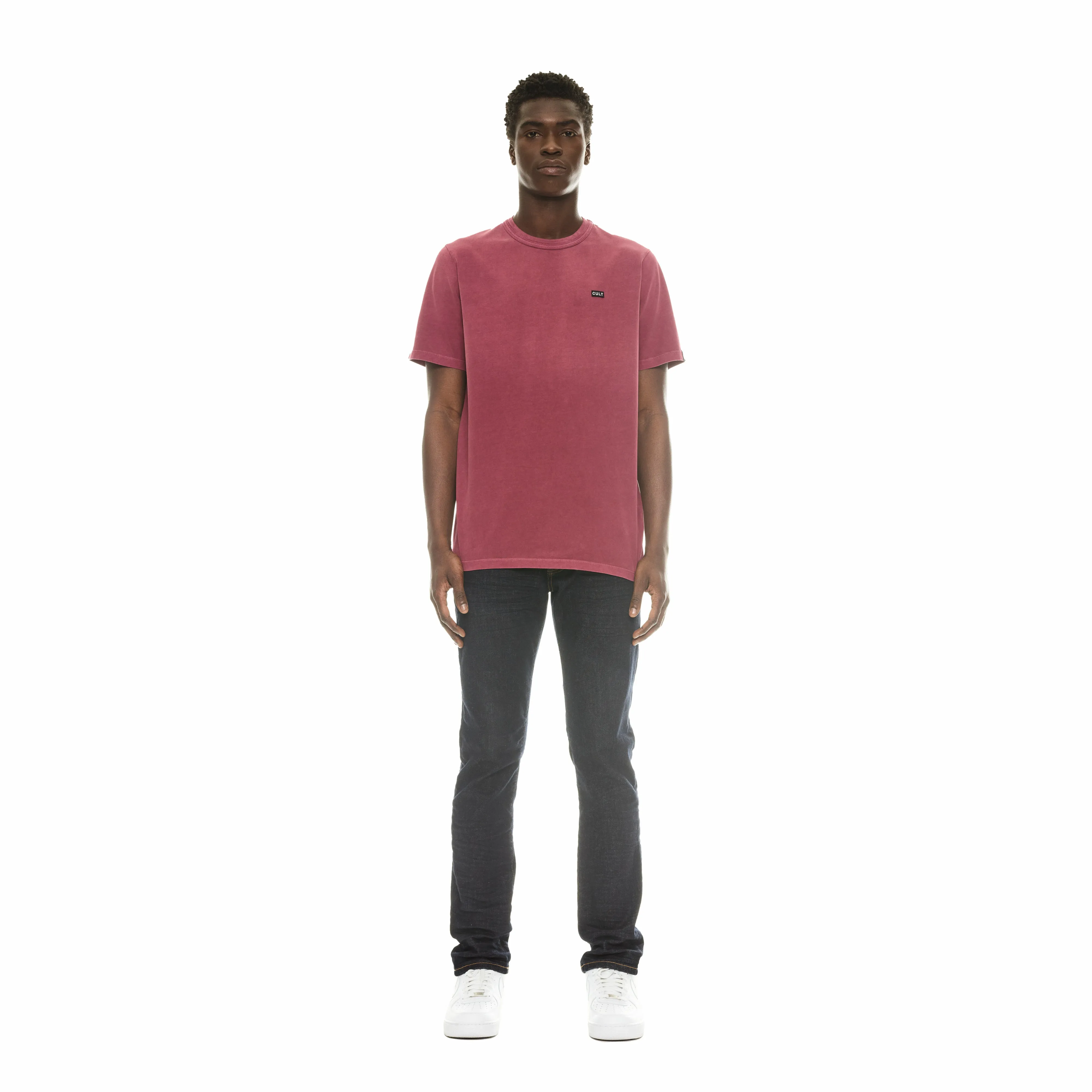 SHIMUCHAN LOGO SHORT SLEEVE CREW NECK T SHIRT IN VINTAGE MERLOT