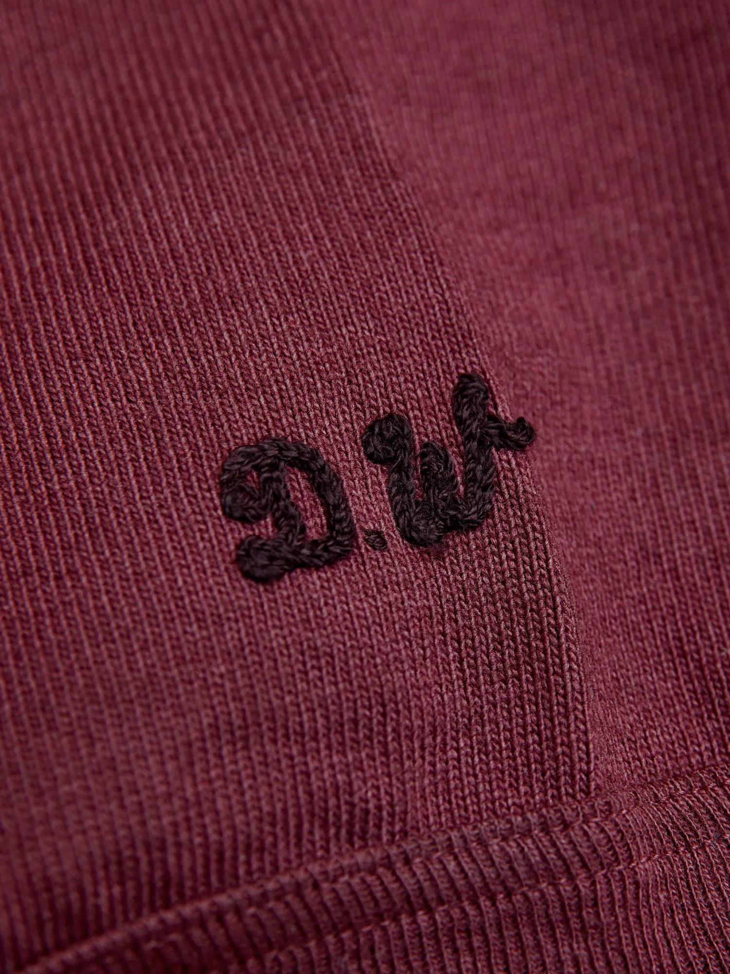Stand Wheeler Heavyweight Longsleeve T-Shirt in Bordeaux